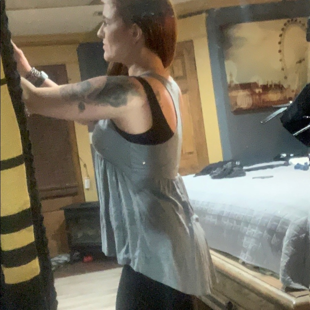 Tank top - Picture 5 of 6